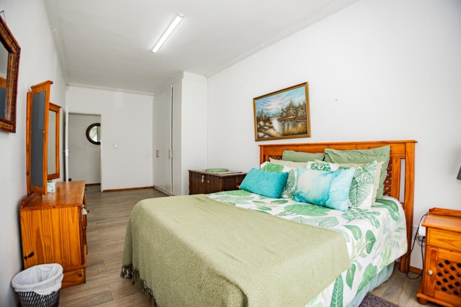 8 Bedroom Property for Sale in Joostenbergvlakte Western Cape